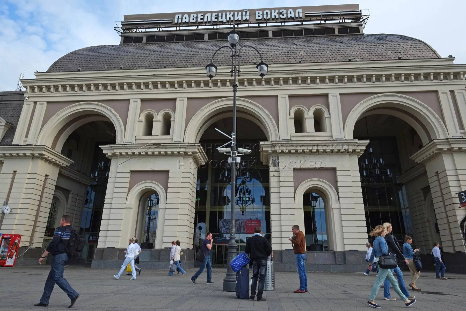 Как выйти из павелецкого вокзала. Москва площадь павелецкого вокзала. станция павелецкая москва вокзал. павелецкий вокзал 2025. павелецкий вокзал москва метро.