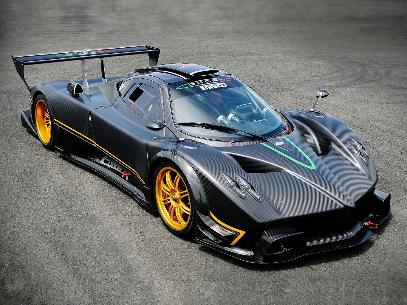 Самые крутые гоночные машины. Pagani Zonda r 2020. Суперкар Pagani Zonda. Pagani Zonda Sport. "Pagani Zonda r" 2299 деталей.