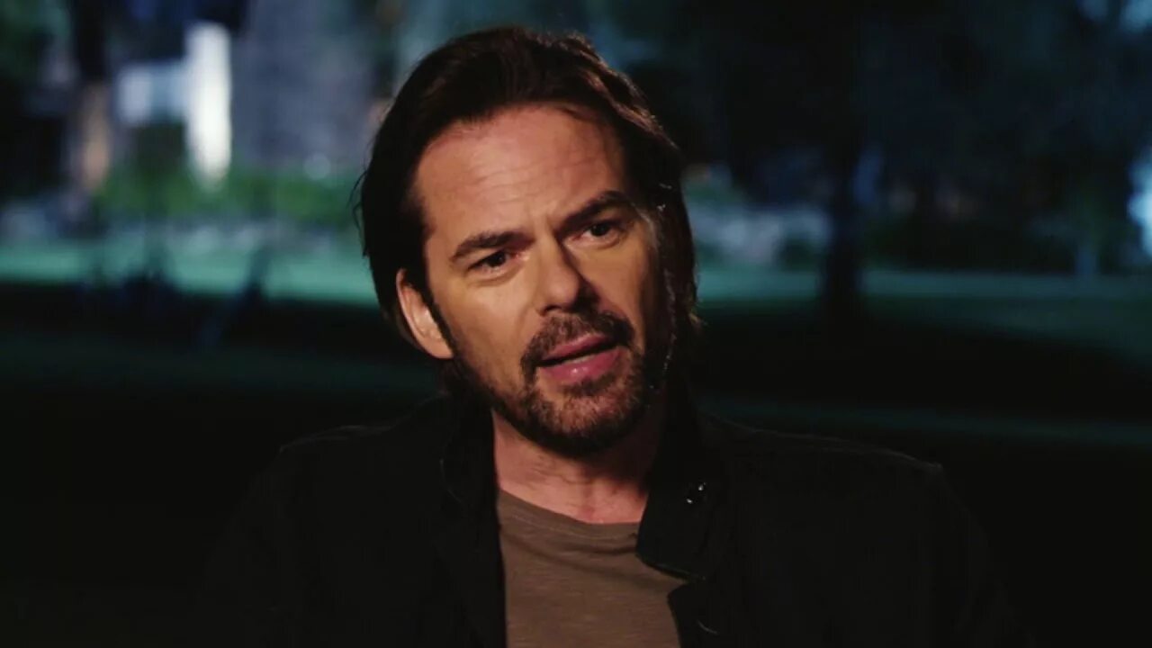 Does billy. Билли берк. billy burke 2025. билли берк (актёр) 2025. билли берк актёр 2000.