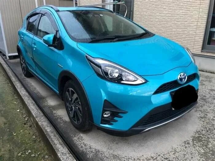 Toyota aqua i рестайлинг 2. Аква 2017. Тойота аква гибрид 2017. Тойота аква 2023. Аква гибрид 2017.