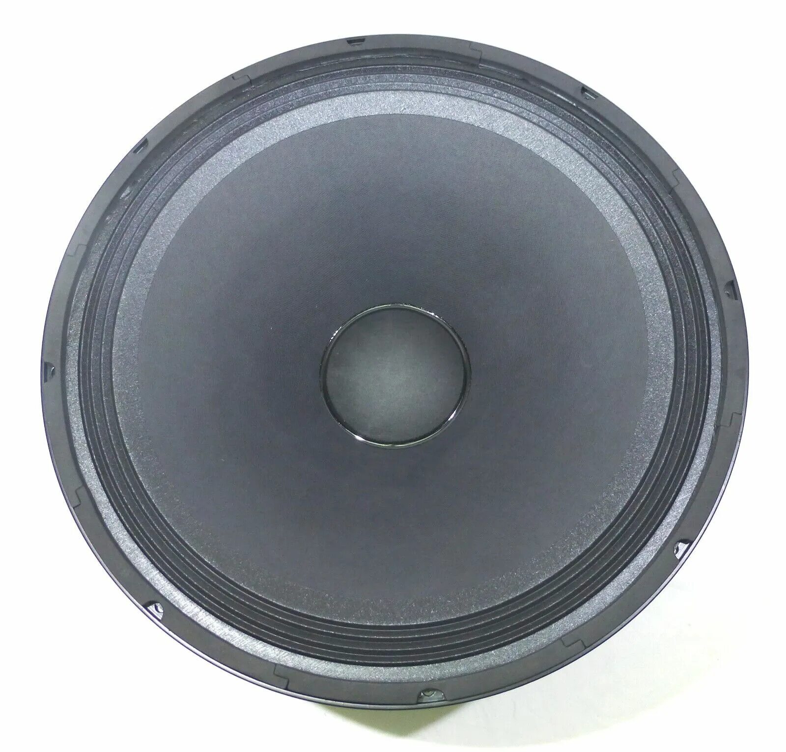 Басс 18. EVS 18s Electro Voice. EVS 18s динамик Eliminator. Electro Voice Woofer 18. Electro Voice rx218s динамики.