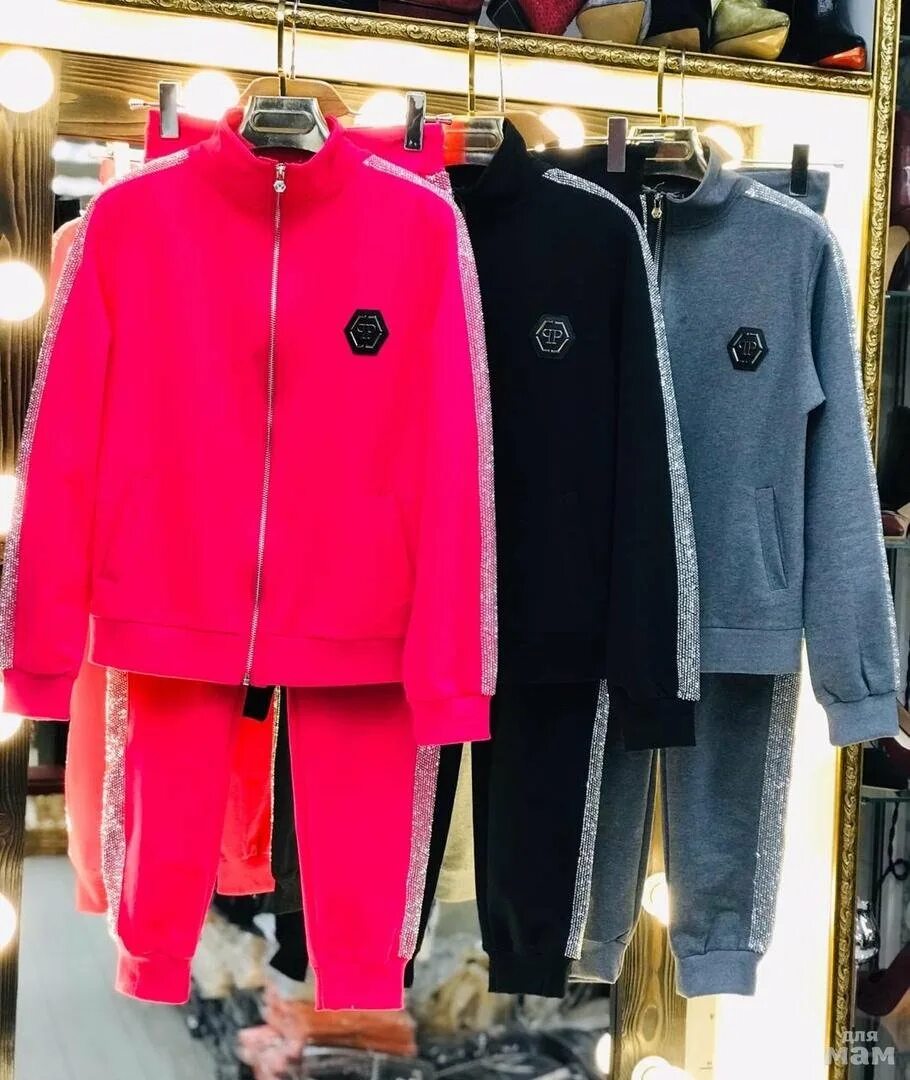 Детская брендовая одежда садовод. Детская брендовая одежда садовод. Брендовые вещи на садоводе. Садовод спортивные платья с капюшоном. Фирменные вещи на садоводе.