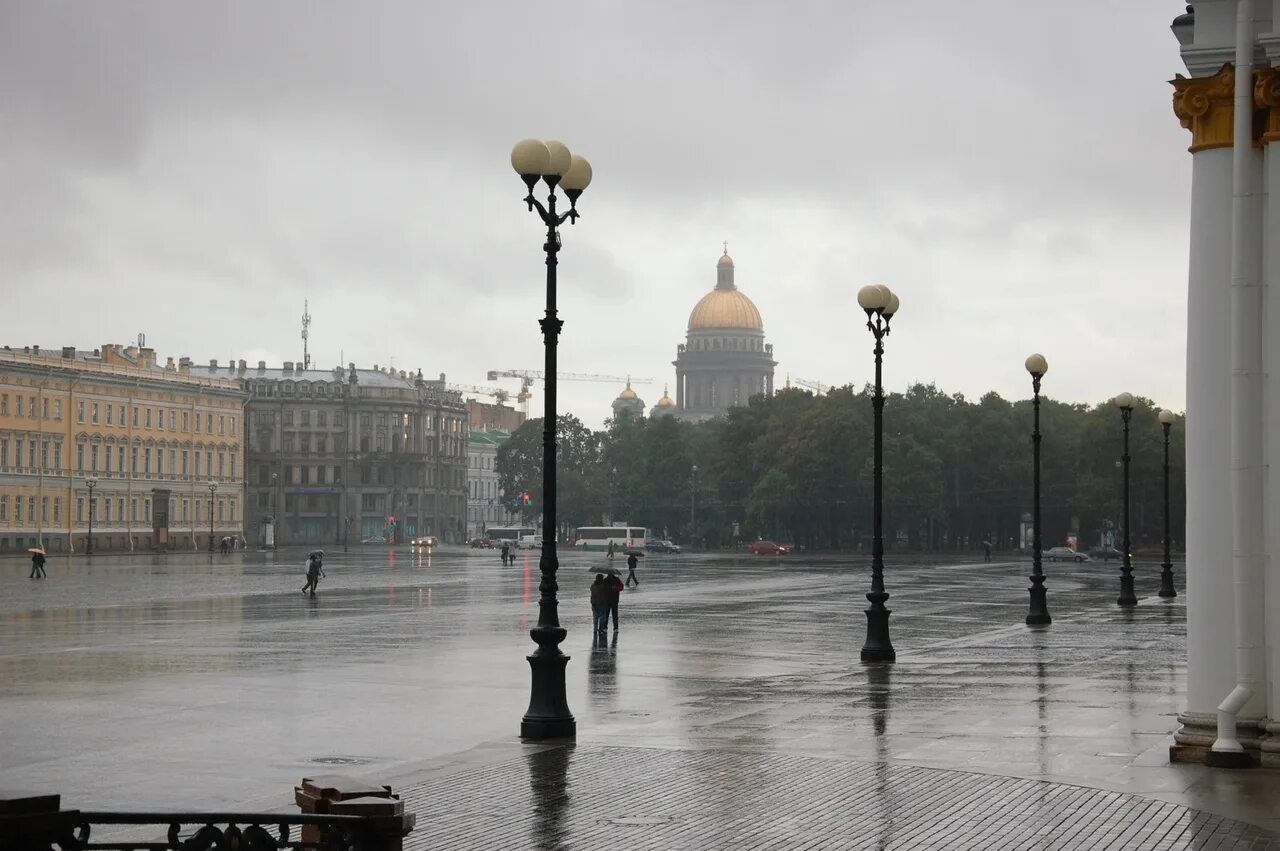 Санкт-Петербург пасмурный. Санкт-Петербург дождь.