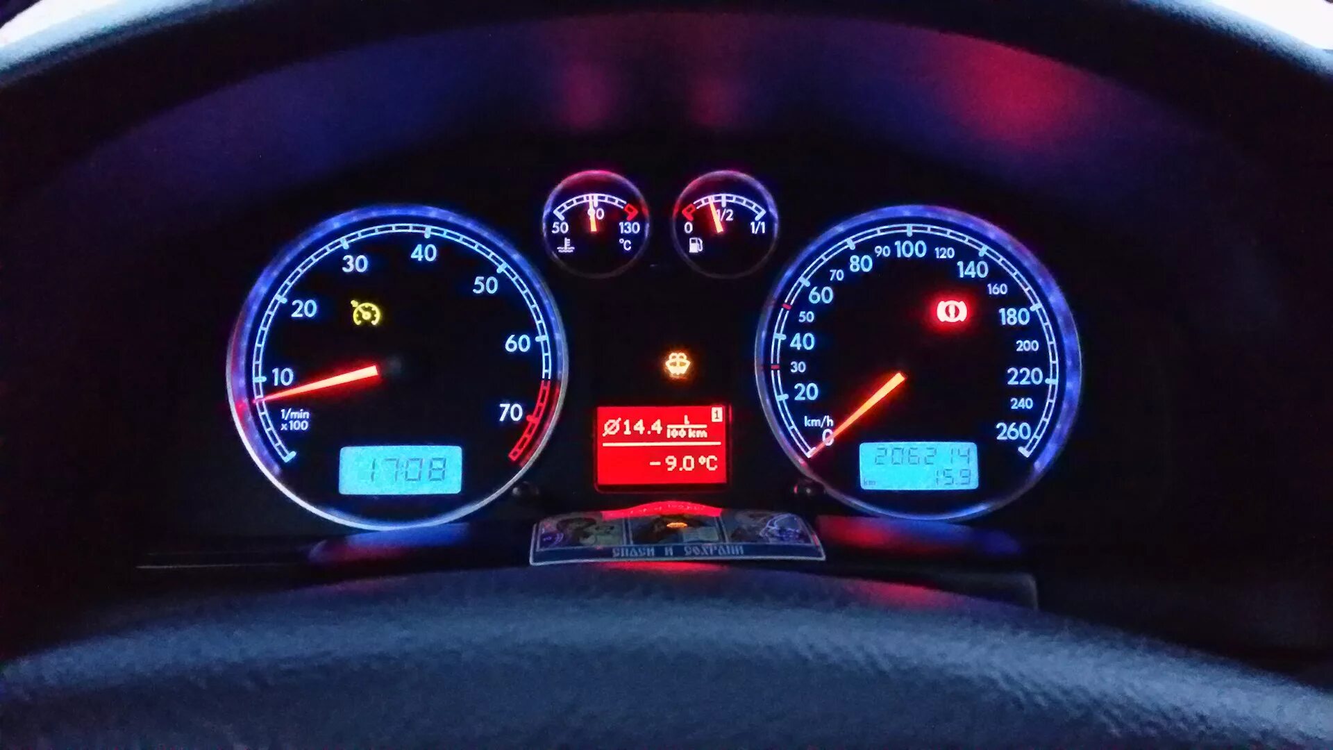 Лампа abs пассат б4. Пассат не горит лампа. Vw passat b5 чек. 8tsi. Esp фольксваген б5.