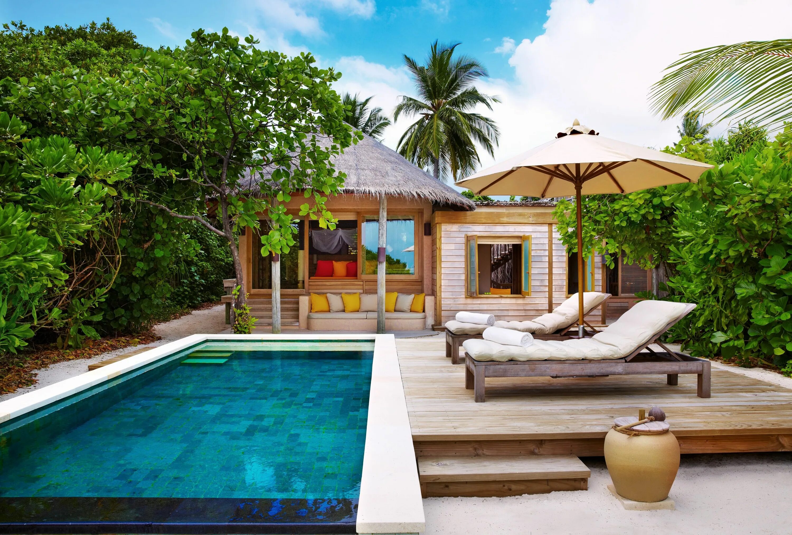 Perfect island. Six senses Laamu 5 Мальдивы. Ocean Beach Villa with Pool Six senses Laamu. Лааму Атолл Мальдивы. Six senses Laamu 5* Deluxe (Laamu Atoll).