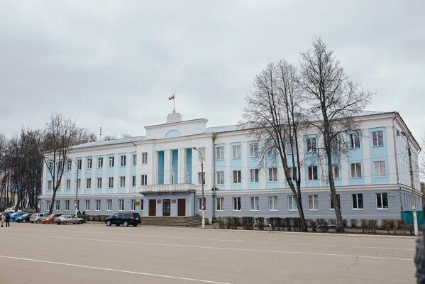 Великие луки сайт администрации. Городская администрация Великие Луки.. Сайт администрации города Великие Луки. Здание администрации Великие Луки. Здание администрации города Великие Луки.