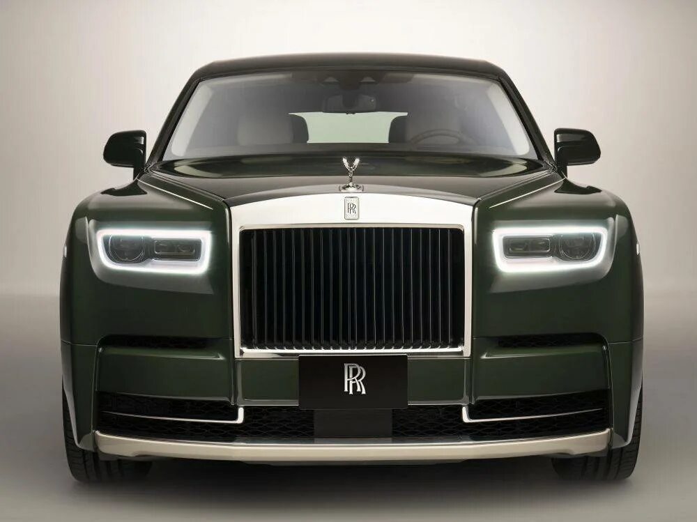 Новый rolls royce. Rolls Royce Phantom 2021. Rolls Royce Phantom 2022. Rolls Royce 2024. Rolls Royce Phantom лимузин 2022.