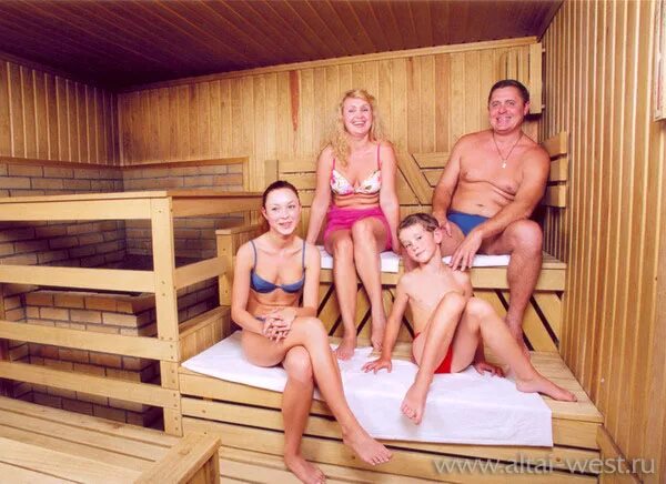 Нудистские бани в москве. Семейная баня. Семья в бане. Сауна семья. Семейный поход в баню.