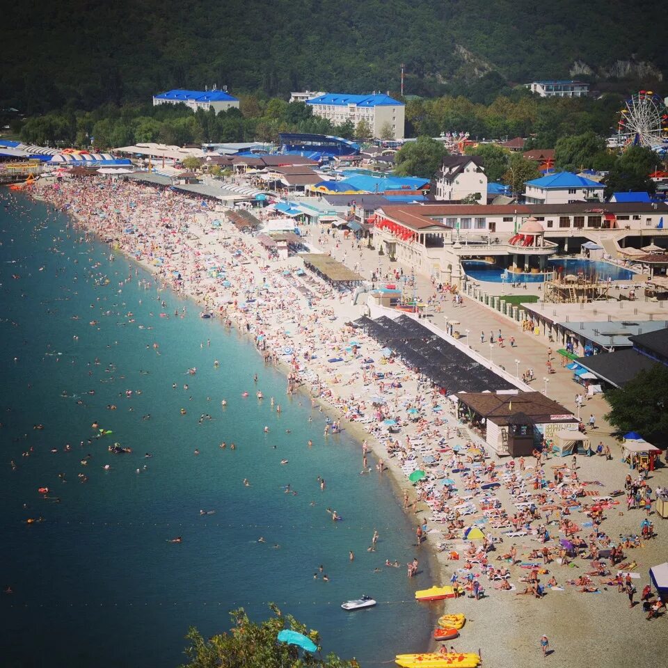 Время в джубге. Черное море Архипо Осиповка. Архипо-Осиповка пляж. Курортный поселок Архипо-Осиповка. Пос Архипо-Осиповка Краснодарский край.