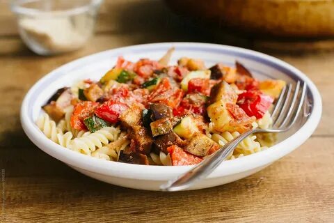 Паста с овощами в духовке