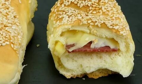 Булка с сыром как называется
