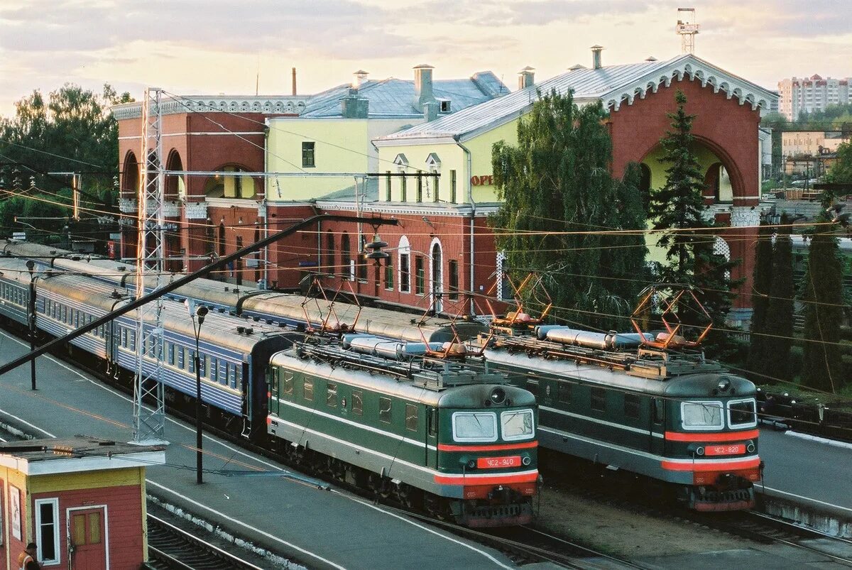 Станция орла Московско Курская железная дорога. Город Орел вокзал. Город Орел ЖД вокзал. ЖД вокзал станция Орел.