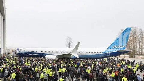 737 max 10