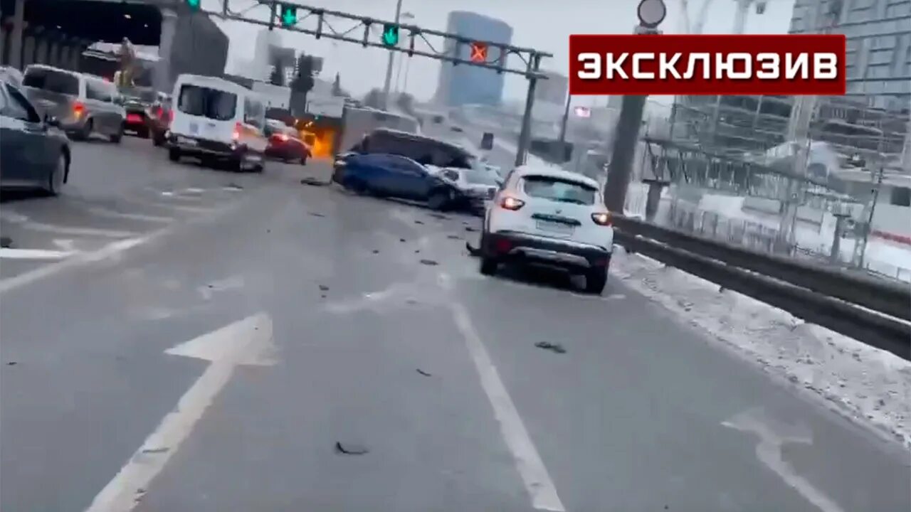 Дтп на третьем транспортном. Дтп на третьем транспортном кольце. Дтп на кутузовском проспекте. Дтп на третьем транспортном. Массовое дтп на ттк в москве.