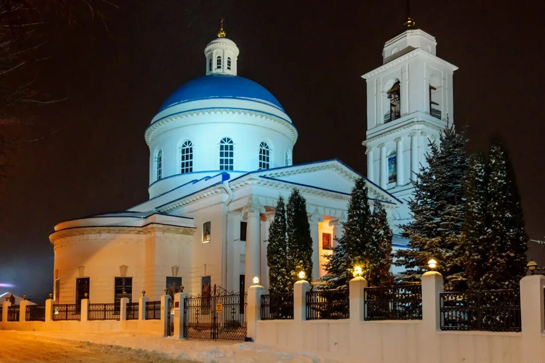 Собор николы белого серпухов зимой. Серпухов храм николы. Собор николая чудотворца белого, серпухов. Собор николая чудотворца белого, серпухов. Церковь николы белого.