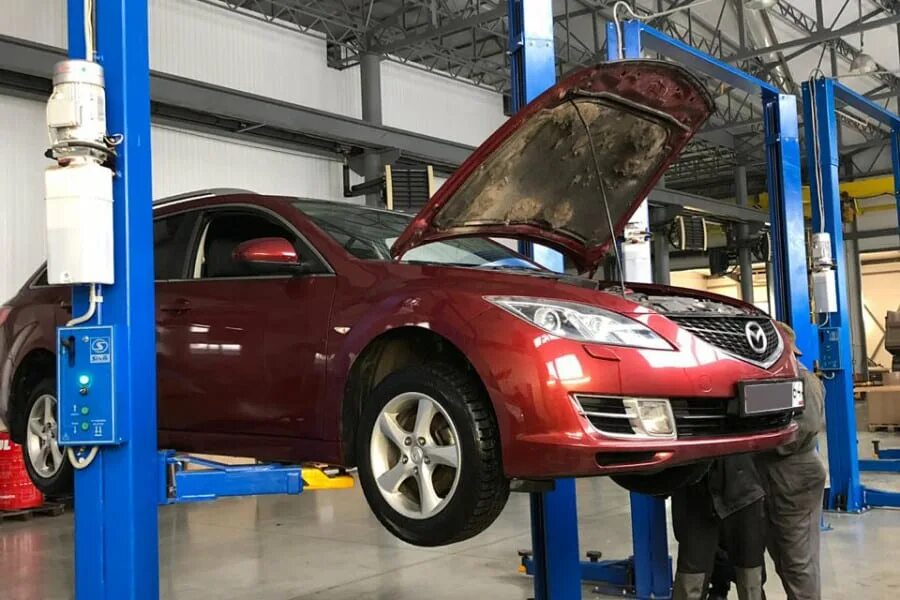 Автосервис 64 Саратов. Автосервис Mazda. Автотехцентр Mazda. Mazda 3 в автосервисе. Mazda обслуживание