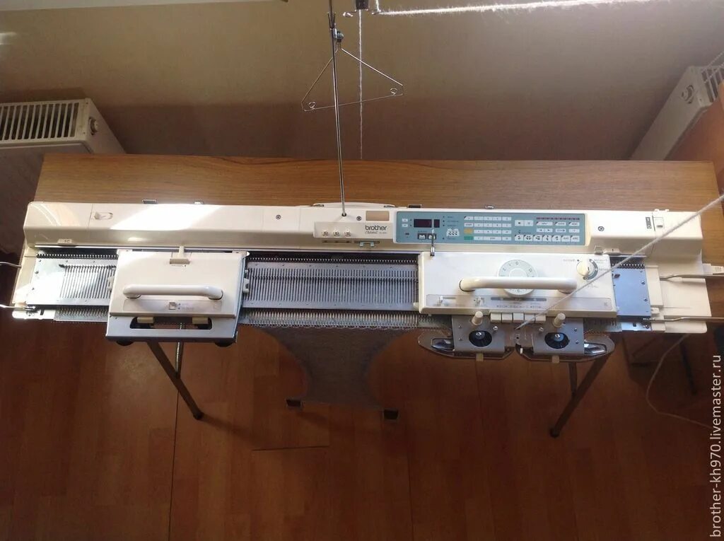 Бразер работа. Вязальная машина бразер 940. каретка brother kh 930. brother 970 вязальная машина. каретка бразер 940.