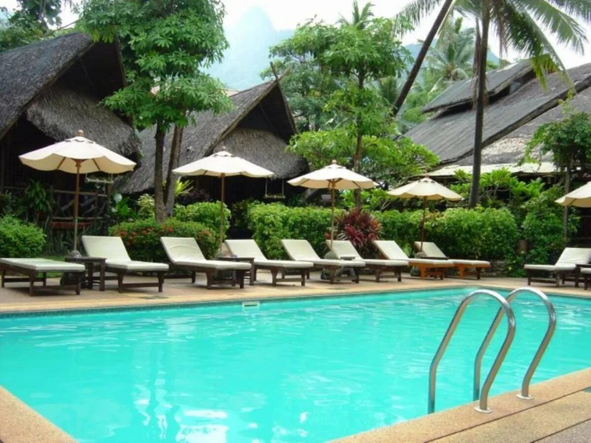 Сиам Бич Резорт ко Чанг. Banpu Koh Chang Resort. Тайланд о кочанг отели 3. Ко Чанг отель из камня.