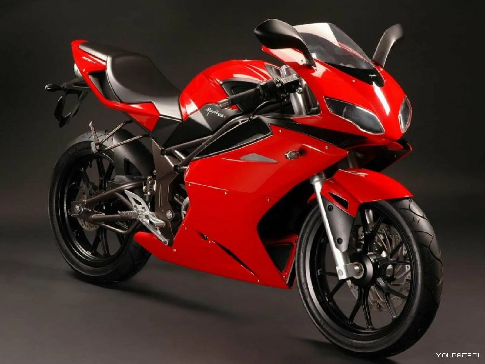 Минск r250 megelli. Электромотоцикл 250 кубов. Honda 600rr 2021. Falcon speedfire 250. Мотоцикл maisto 1:12 honda cbr600rr красный 20-07117.