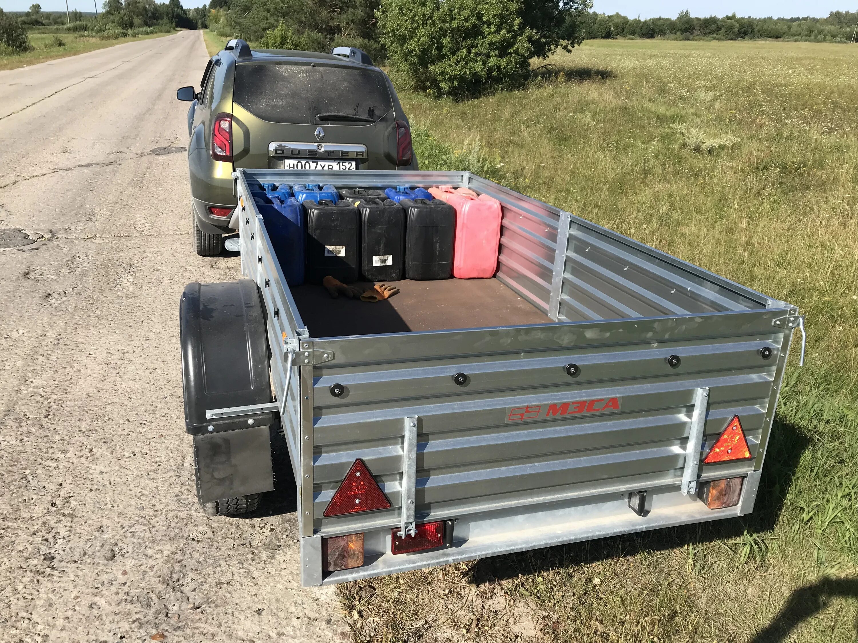 Как грузят прицеп на прицеп. Прицеп мзса. доработка легкового прицепа мзса. прицеп байгал 300. дооборудование прицепа легкового.