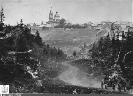 В уезде в поселке