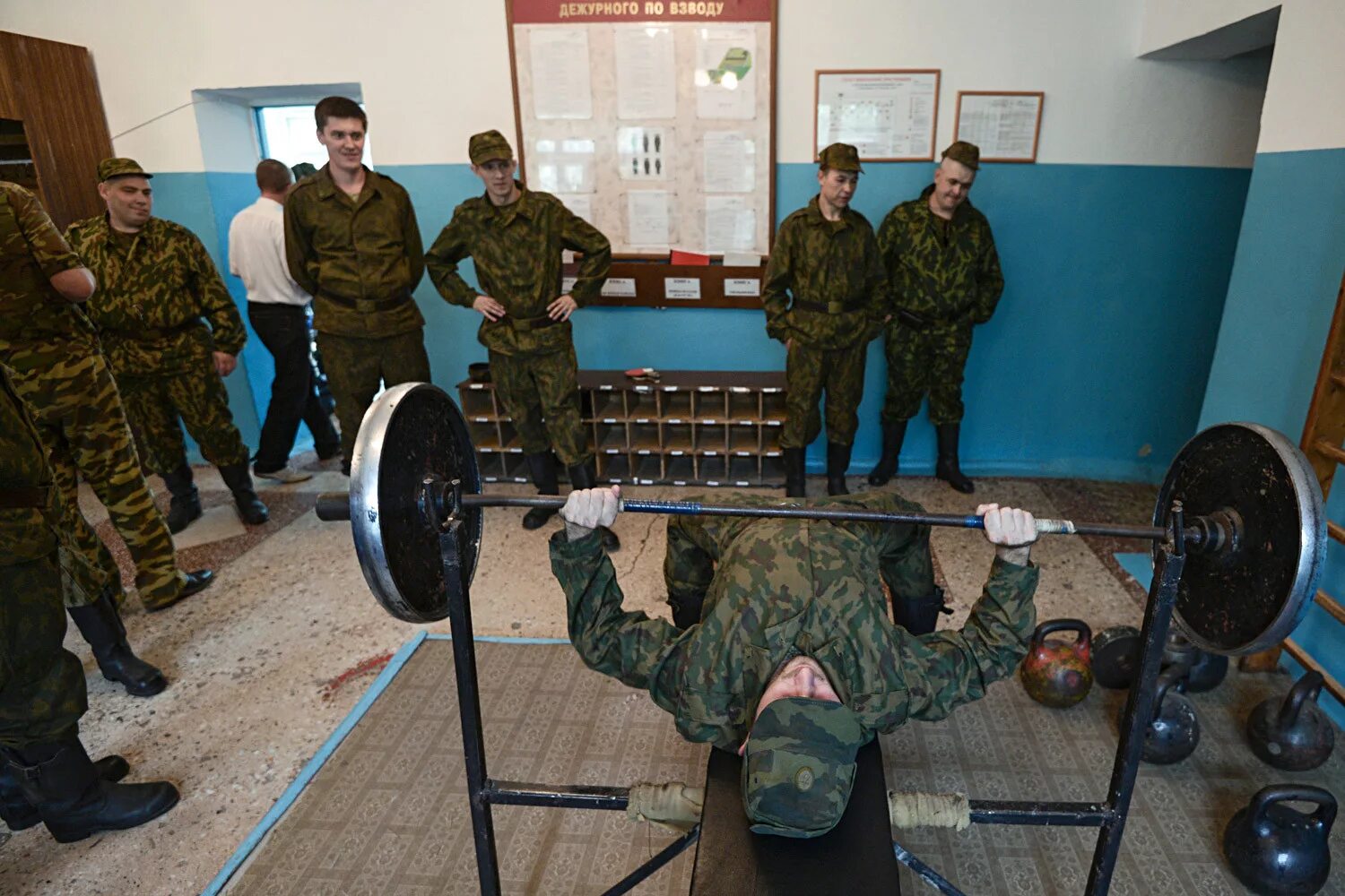 Военные сборы. Быт военнослужащих. Военная казарма. Казарма в армии России.