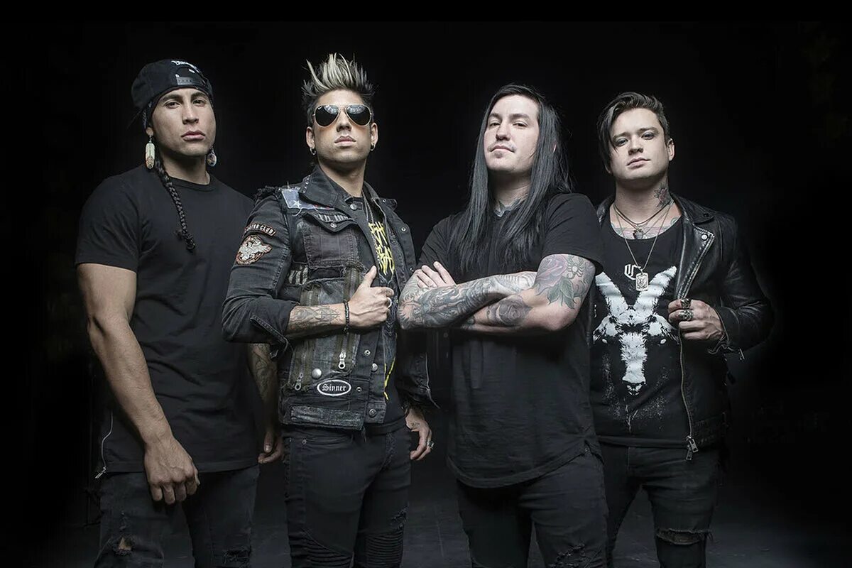 Escape the fate перевод. Escape the Fade. Escape the Fate. Группа Escape the Fate 2008. Escape the Fate 2021.