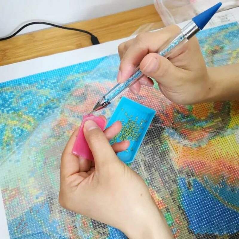 Колесико для алмазной мозаики. Алмазная мозаика пошагово. Как сделать стилус для мозаики. Стилус для алмазной мозаики. Стилус для страз.