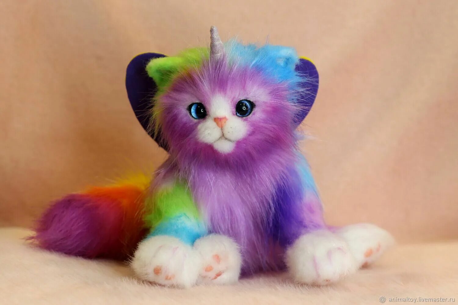 Радужные кошки игрушки. Радужная кошка игрушка. Радужная кошка игрушка мягкая. Радужные кошки. Красивые радужные кошки.