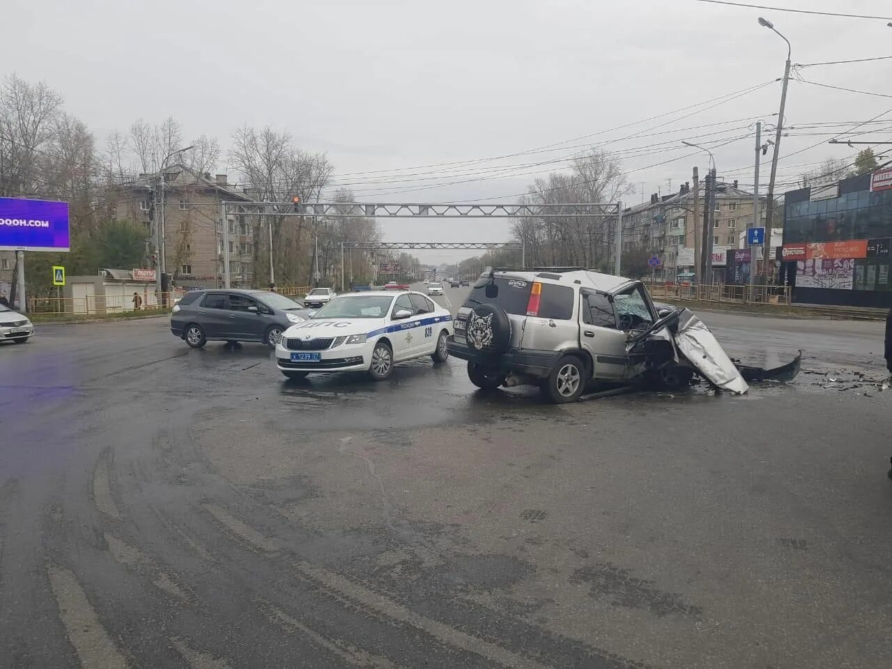 Что случилось в хабаровске. Авария в Хабаровске вчера на Краснореченской. Происшествия в Хабаровске за последнюю неделю. Хабаровск ДТП сегодня Краснореченская.. ДТП В Хабаровске Тихоокеанская улица.