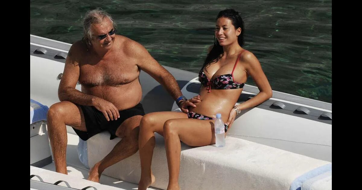 Флавио бриаторе с девушками. Миллиардер с молодой женой. Папики 10. Молодые девушки с папиками. Папики 10.