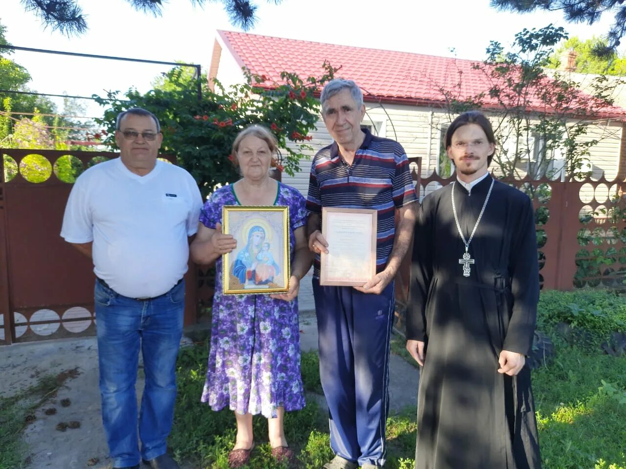 Погода в кугее. Пешково ростовская область школа. Село кугей ростовская область. Кугей школа. Петропавловский храм кугей.