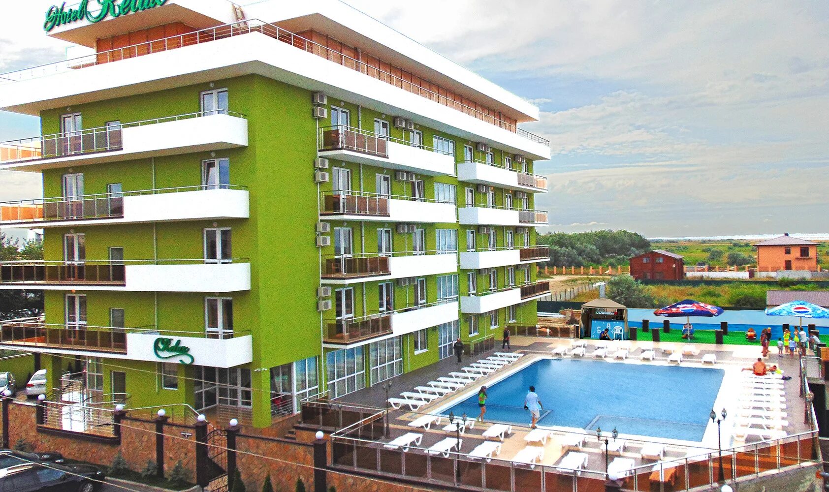 Relax витязево. Relax витязево. Пляж отеля релакс витязево. Relax витязево. Отель релакс анапа витязево.