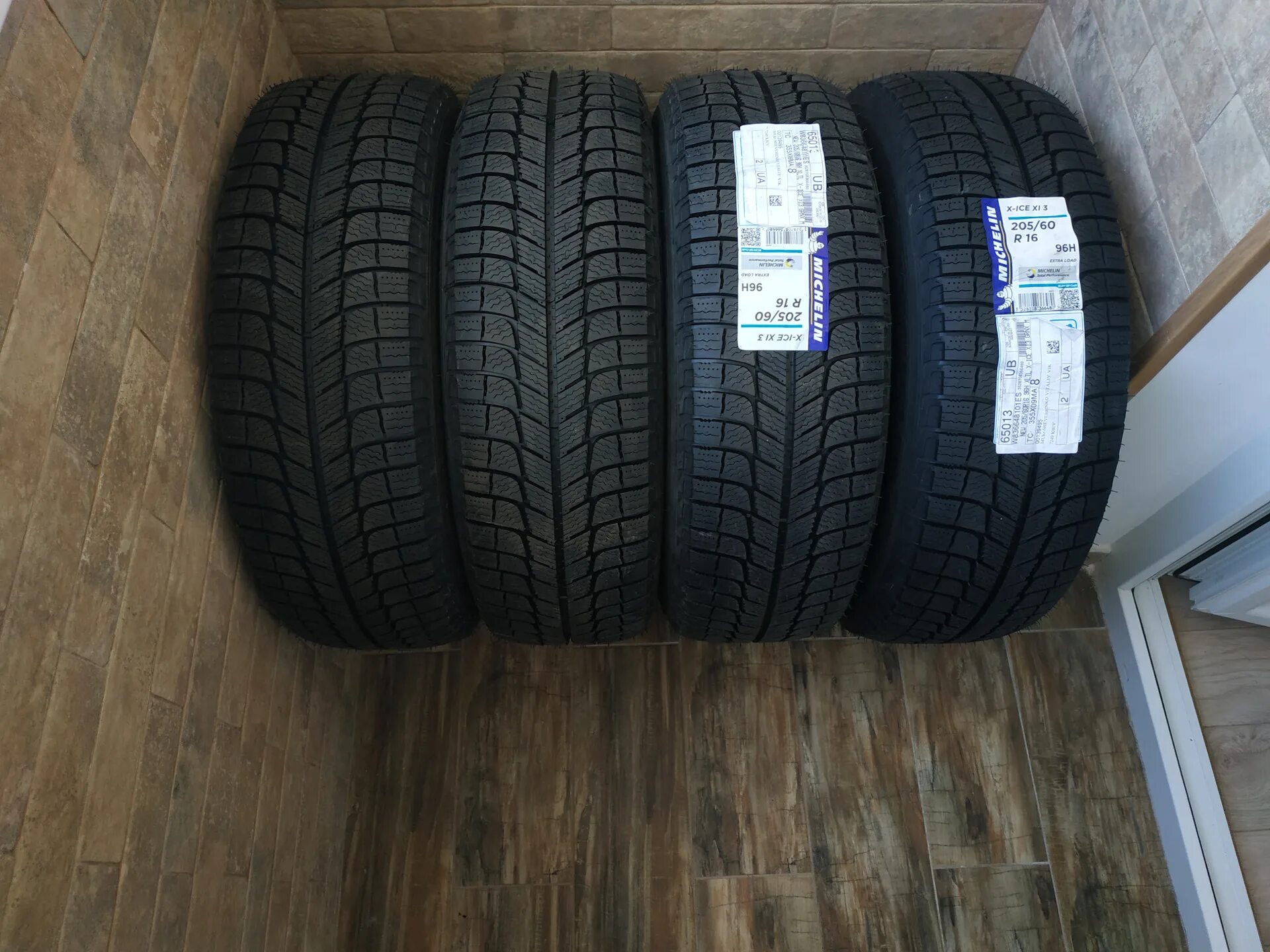 Купить колеса 205 60 16. Michelin x-Ice XI 3 205/60 r16. Michelin x-Ice 3 205/60r16 96h. Michelin x-Ice 3 205/55 r16. Michelin x-Ice xi3 205/55 r16.