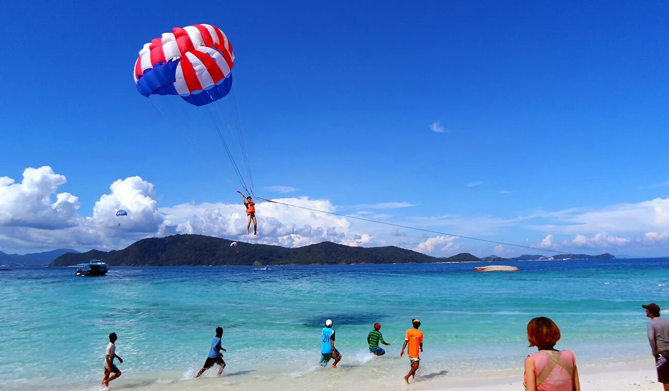 Coral island на русском. Остров Корал. Остров Самет Паттайя. Coral Island Pattaya. Остров Корал Пхукет.