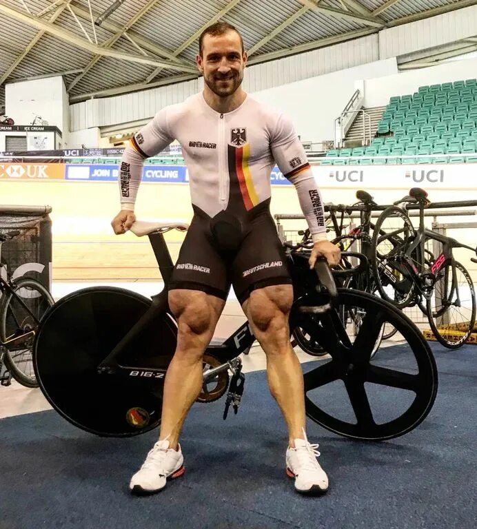 Чемпион велогонок. Чемпион велогонок
