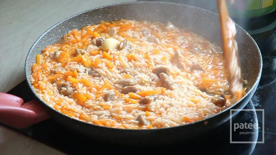 Быстрый плов на сковороде. Быстрый плов на сковороде