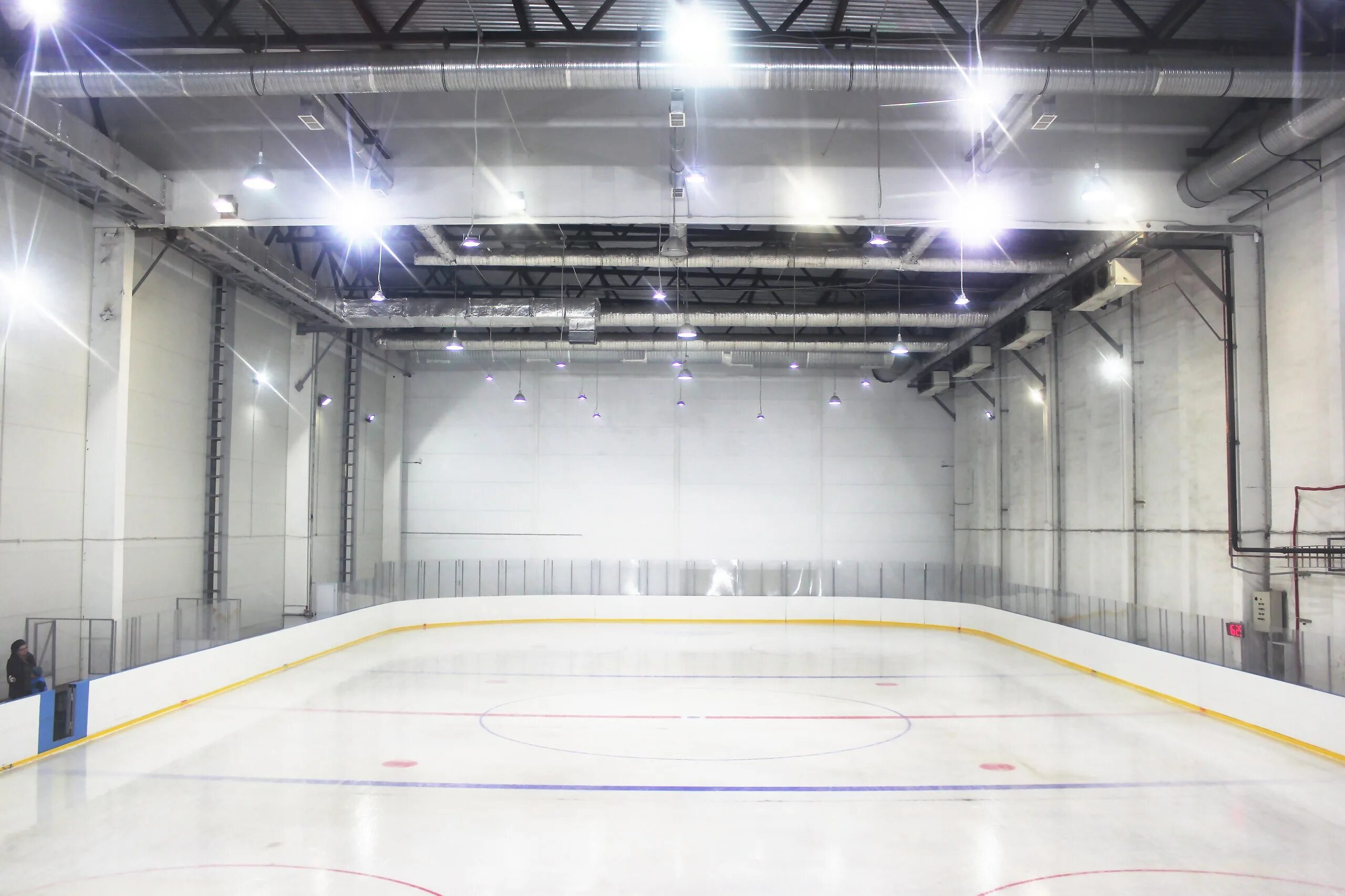 ледовая арена парнас спб. каток парнас арена. арена лёд, санкт-петербург. ледовая арена парнас. ледовый майский.