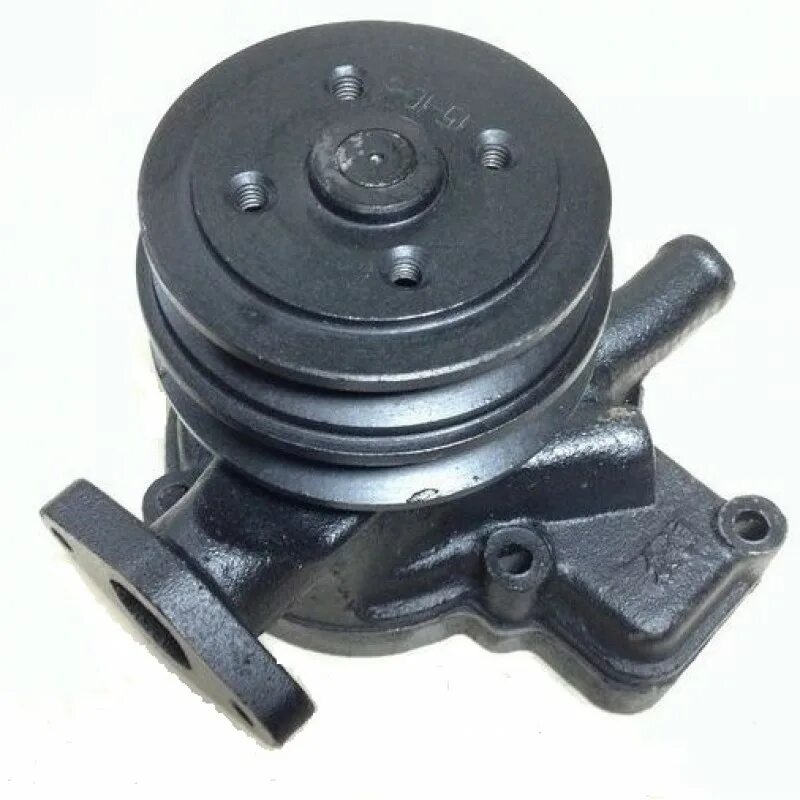 Насос 240-1307010-а1 водяной (автомагнат). Водяная помпа на трактор rsm 2400. 240-1307010-а-03. Насос 240-1307010-а1. Помпа на тракторе.