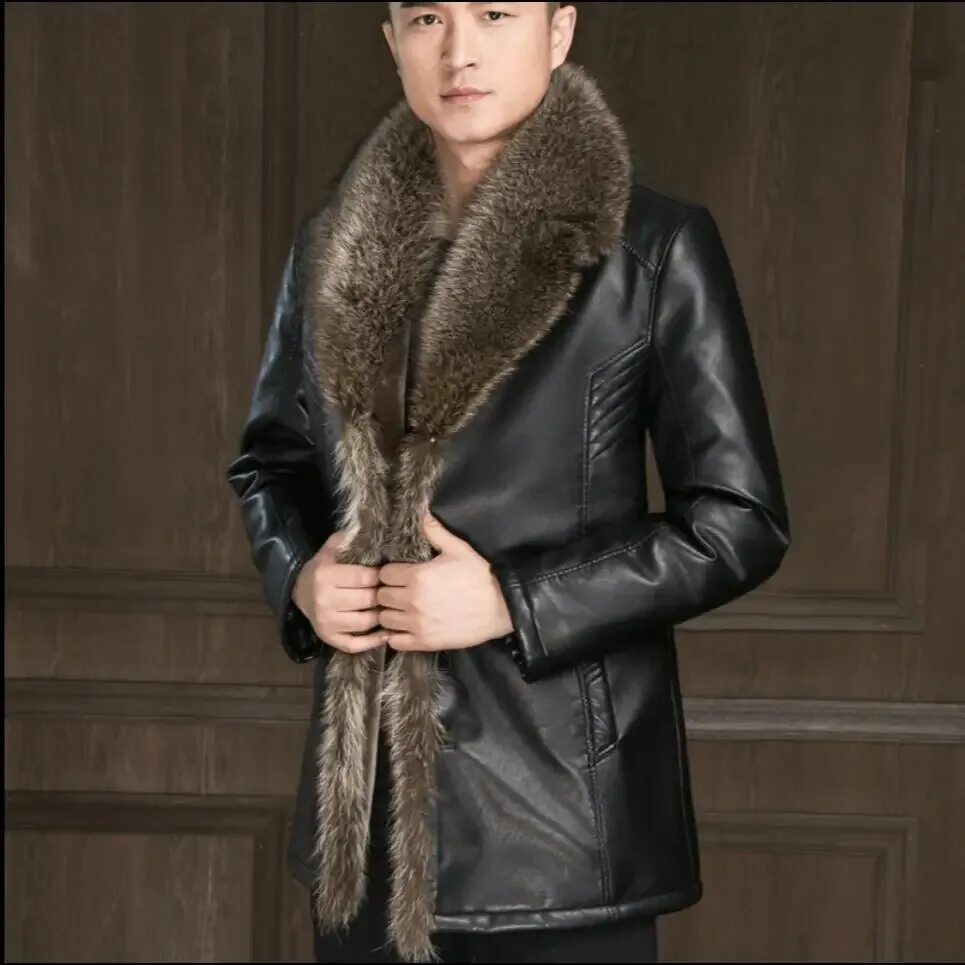 Sherpa fur coat мужская. Плащ с мехом мужской. Мужской кожаный плащ с меховым воротником. Мужское кожаное пальто с мехом. Меховой плащ мужской.