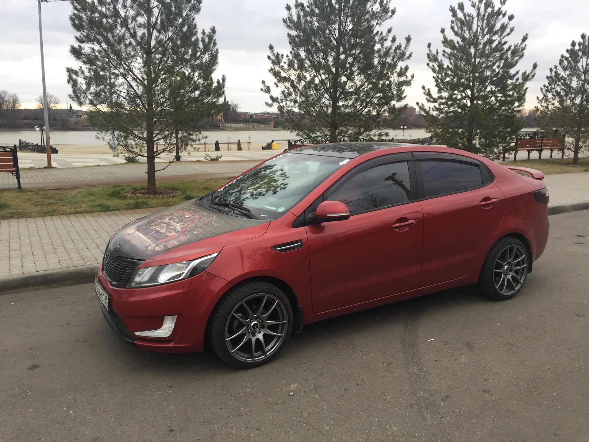 Kia Rio r17 красная. Kia Rio 4 r17. Kia Rio 3 r17. Киа Рио 2 r17. Rio 17