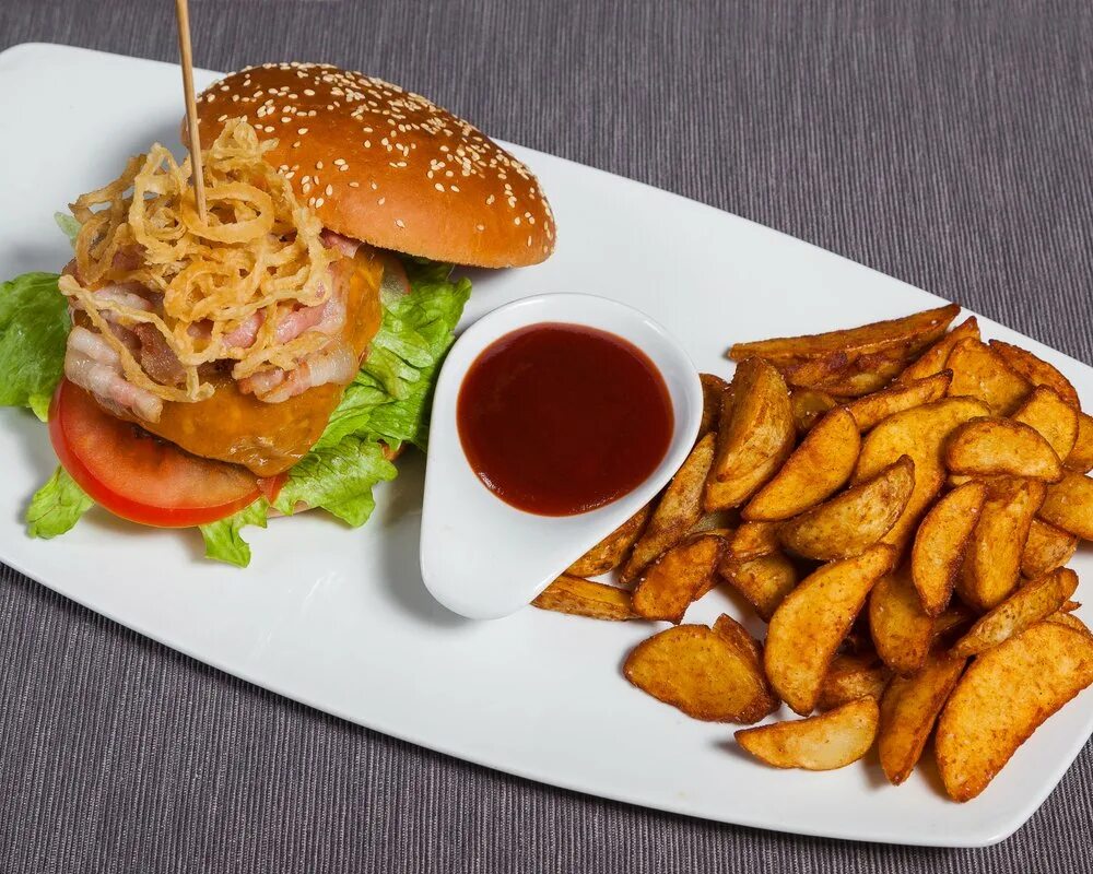 Обзор ресторанов от фудблоггеров. Пицца болоньезе. Безглютеновые кафе москва. Dolce far niente владелец ресторана в москве фото. Пицца с фаршем.