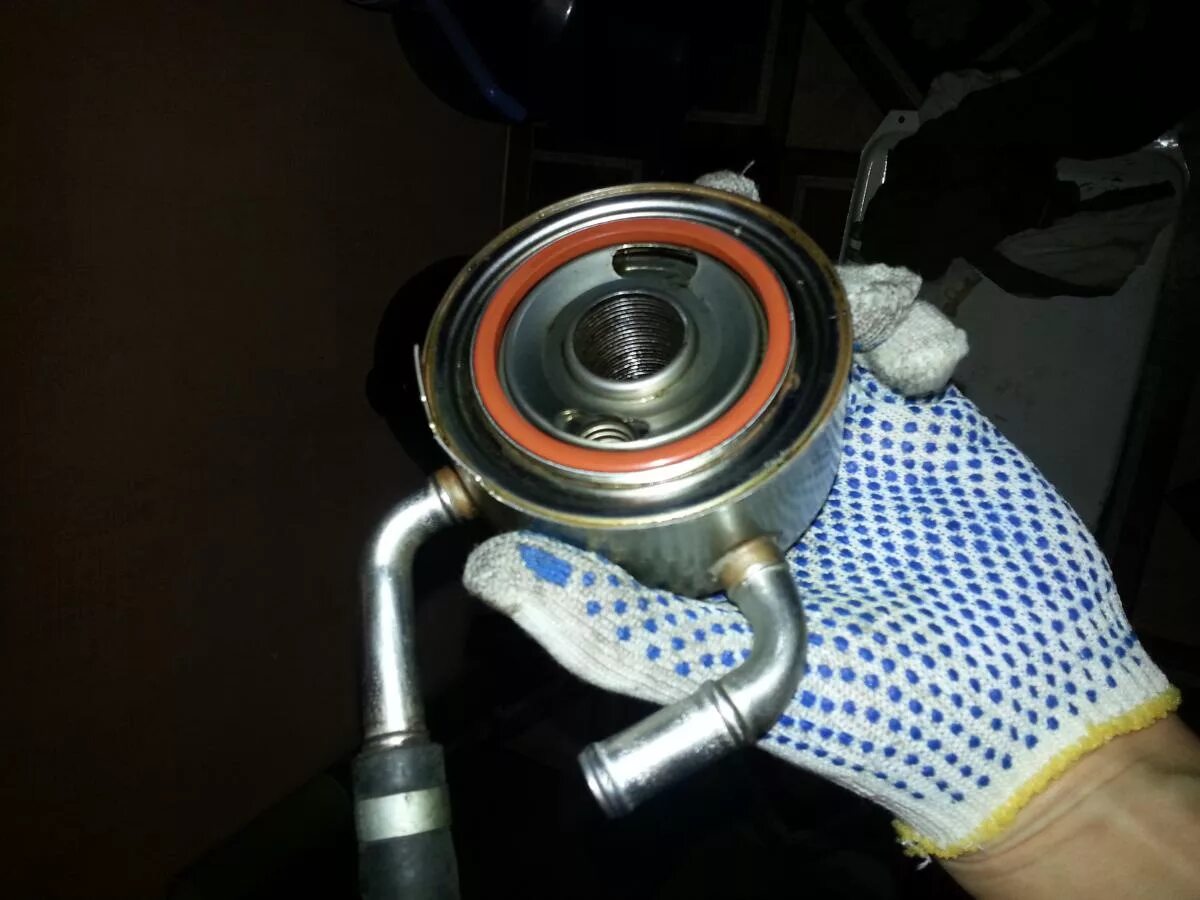 Теплообменник вариатора кашкай. Теплообменник nissan x-trail t31. 5 16v qr25de на коробке). Теплообменник x trail t31 вариатора. Прокладка теплообменника ниссан p12.