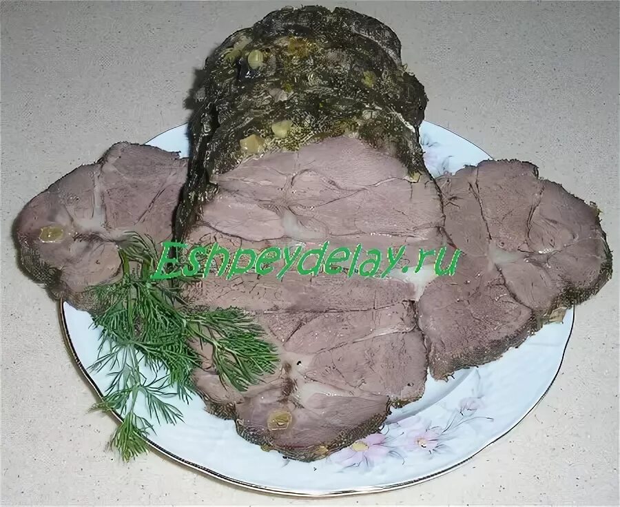 Конина запеченная в духовке в фольге куском. Конина запеченная в духовке в фольге куском. Конина запеченная в духовке в фольге куском. Говядина в рукаве кусочками. Куриная буженина в фольге.