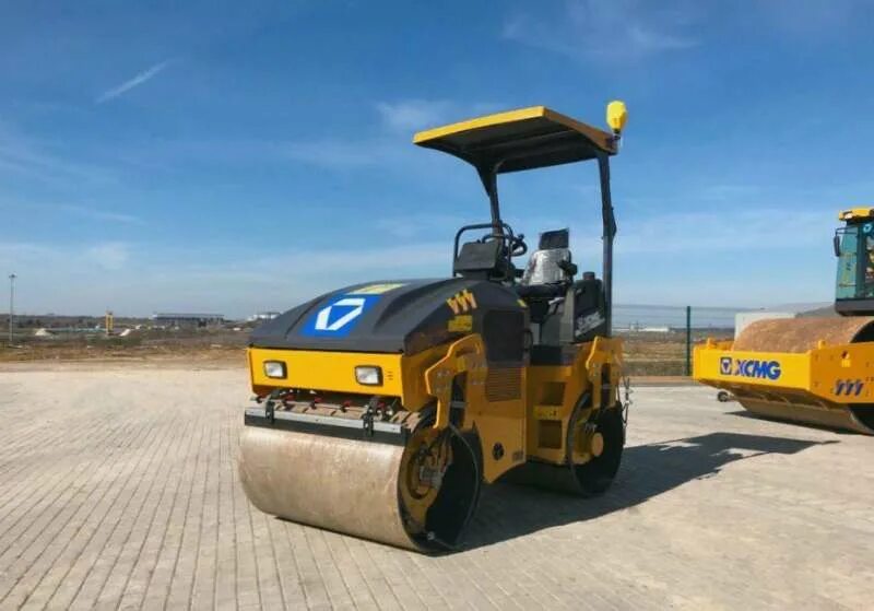 Xcmg xmr403. Мини-каток xcmg xmr403. каток xcmg xmr403. xcmg 403 каток. каток xcmg xmr603vt.