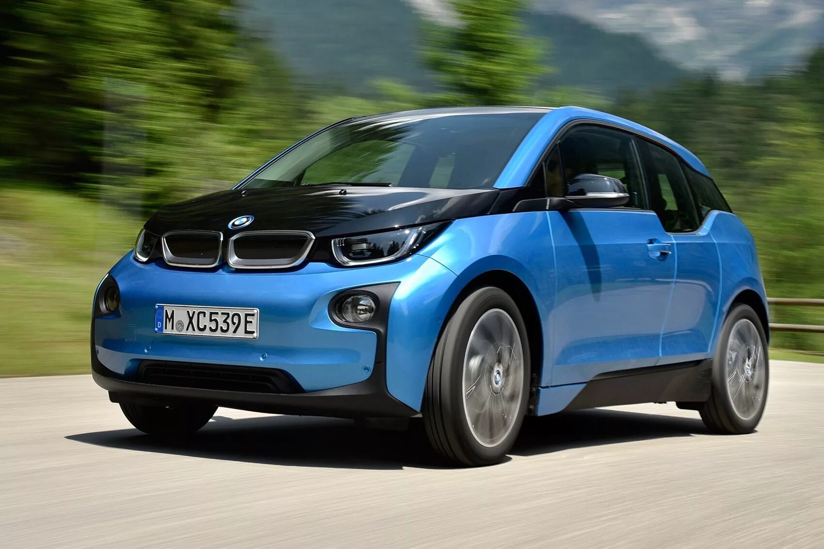 Икс электро. Электро BMW i3. BMW i3 (94 Ah). Электроавтомобиль BMW i3. BMW i3 2022.