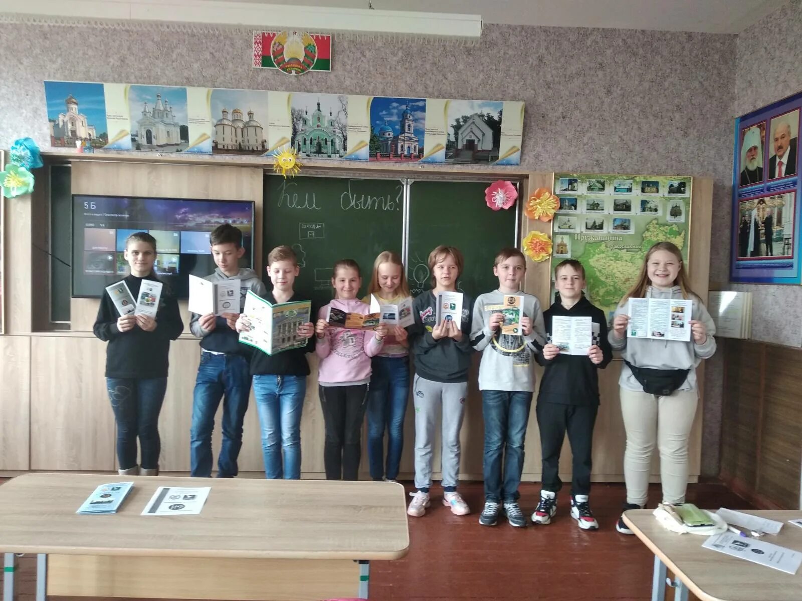 Гимназия красный луч. Город шахтерск сахалинская область 1 школа. Школа 6 сысерть. Сш 1 отзывы. Ольшанская средняя школа 2.