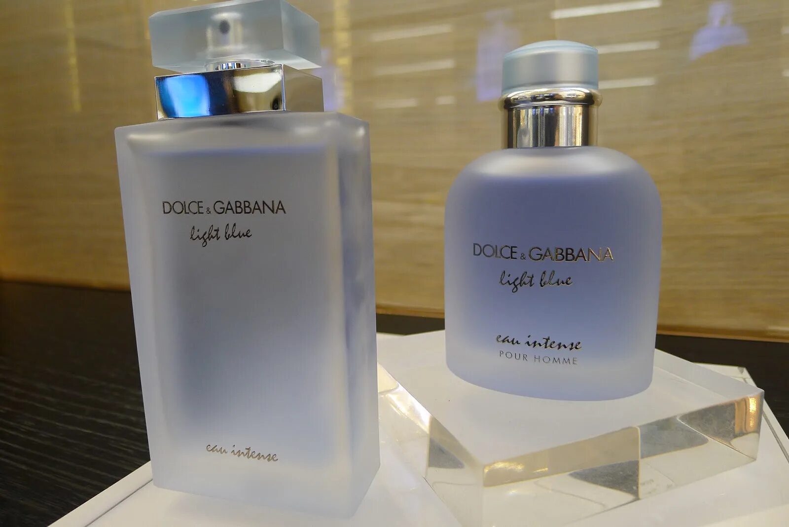 Dolce gabbana light blue pour homme intense. Dolce & Gabbana Light Blue Eau intense. Dolce Gabbana Light Blue intense pour femme. Dolce Gabbana Light Blue Eau intense женские. D & G Light Blue Eau intense.