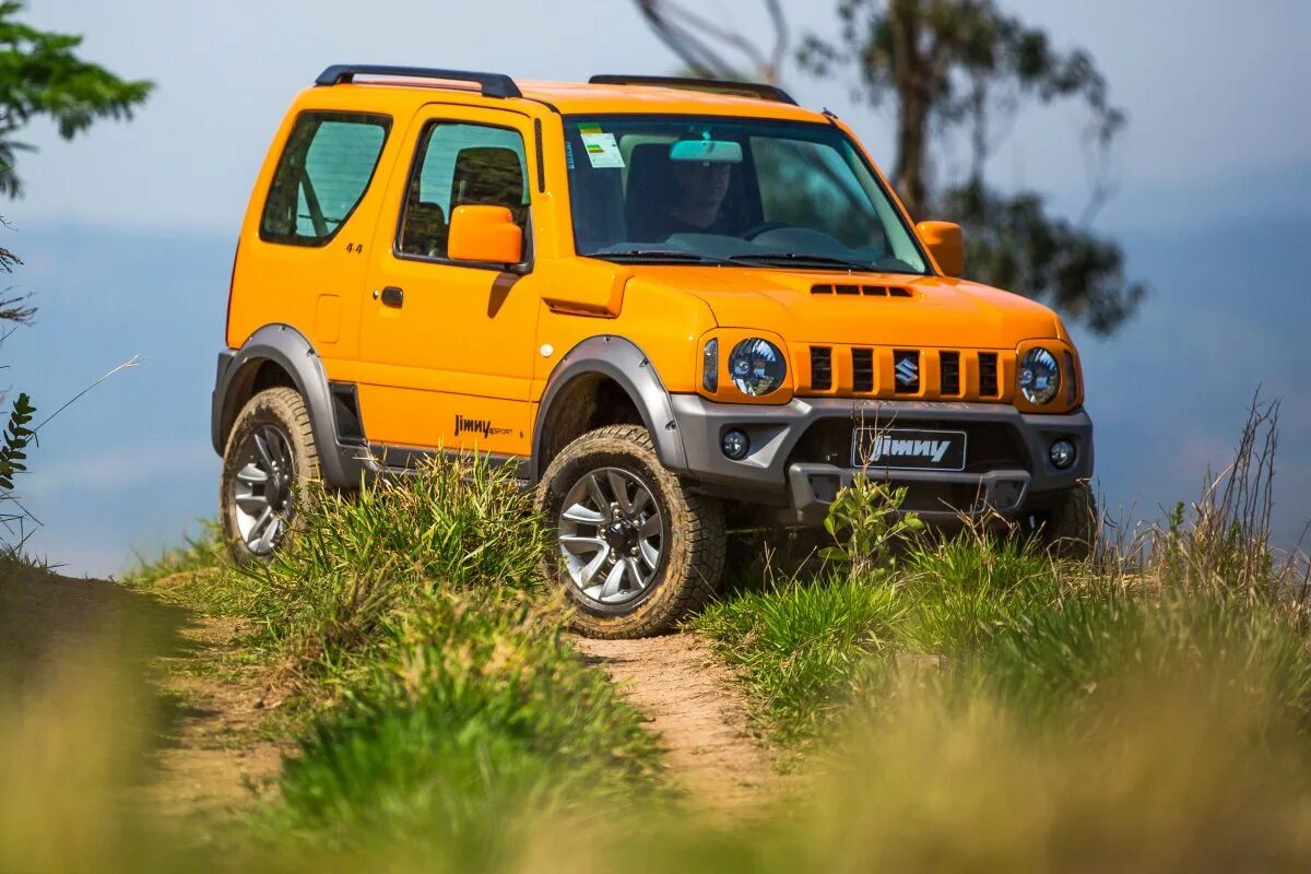 Suzuki Jimny 4. Suzuki Jimny 4sport. Сузуки Джимни 2016. Suzuki Jimny Yellow. Купить джимни у официального дилера