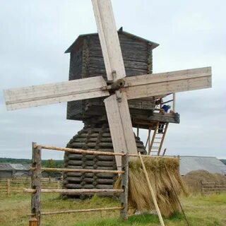 Церковь в мельницах